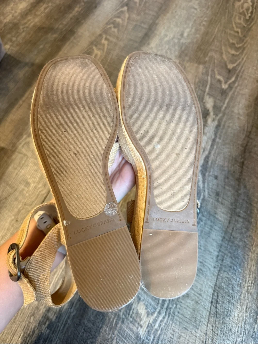Lucky Brand chic woven